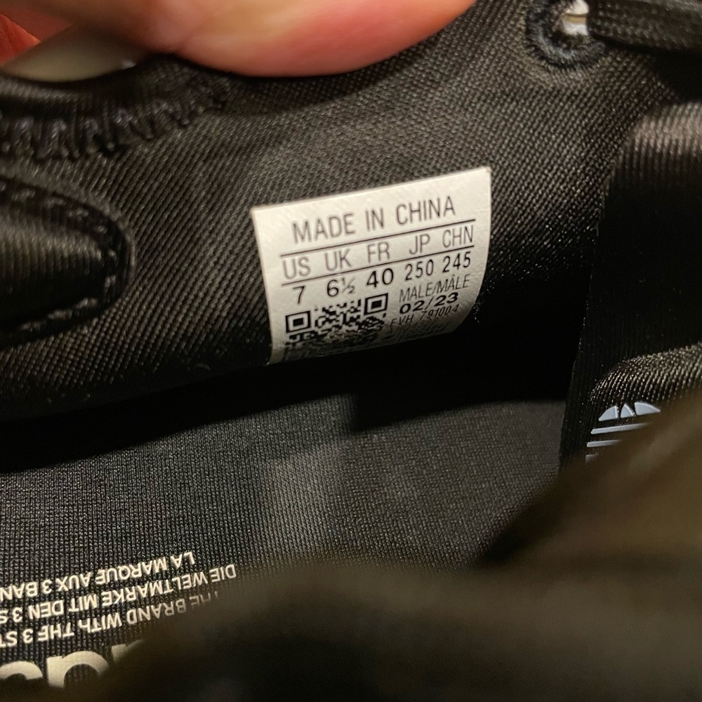 ADIDAS ADIFOAMS - Picture 7 of 7